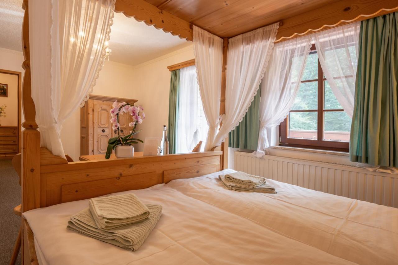 Zur Margarethenmuehle - Landgasthof Und Waldhotel Rosswein Exteriér fotografie