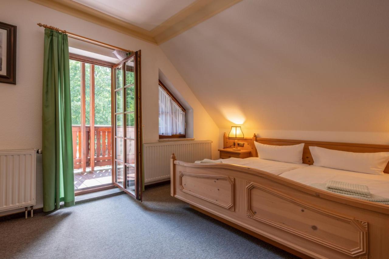 Zur Margarethenmuehle - Landgasthof Und Waldhotel Rosswein Exteriér fotografie